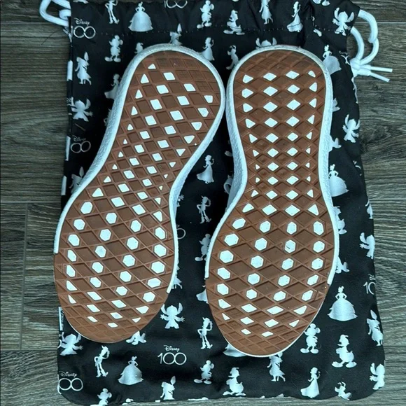 Vans Disney 100 Ultrarange Shoes - Picture 3 of 5